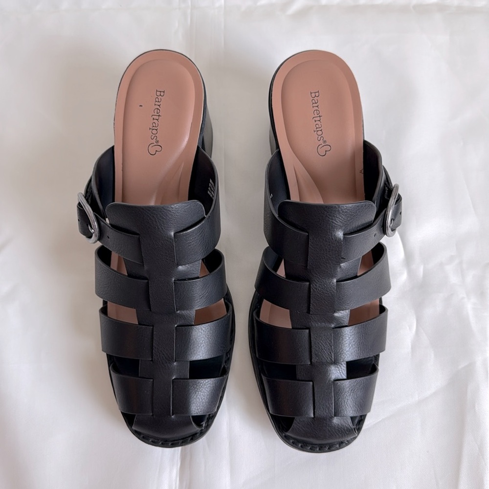 Baretraps Whitnie Sandals Size 7.5 in Black